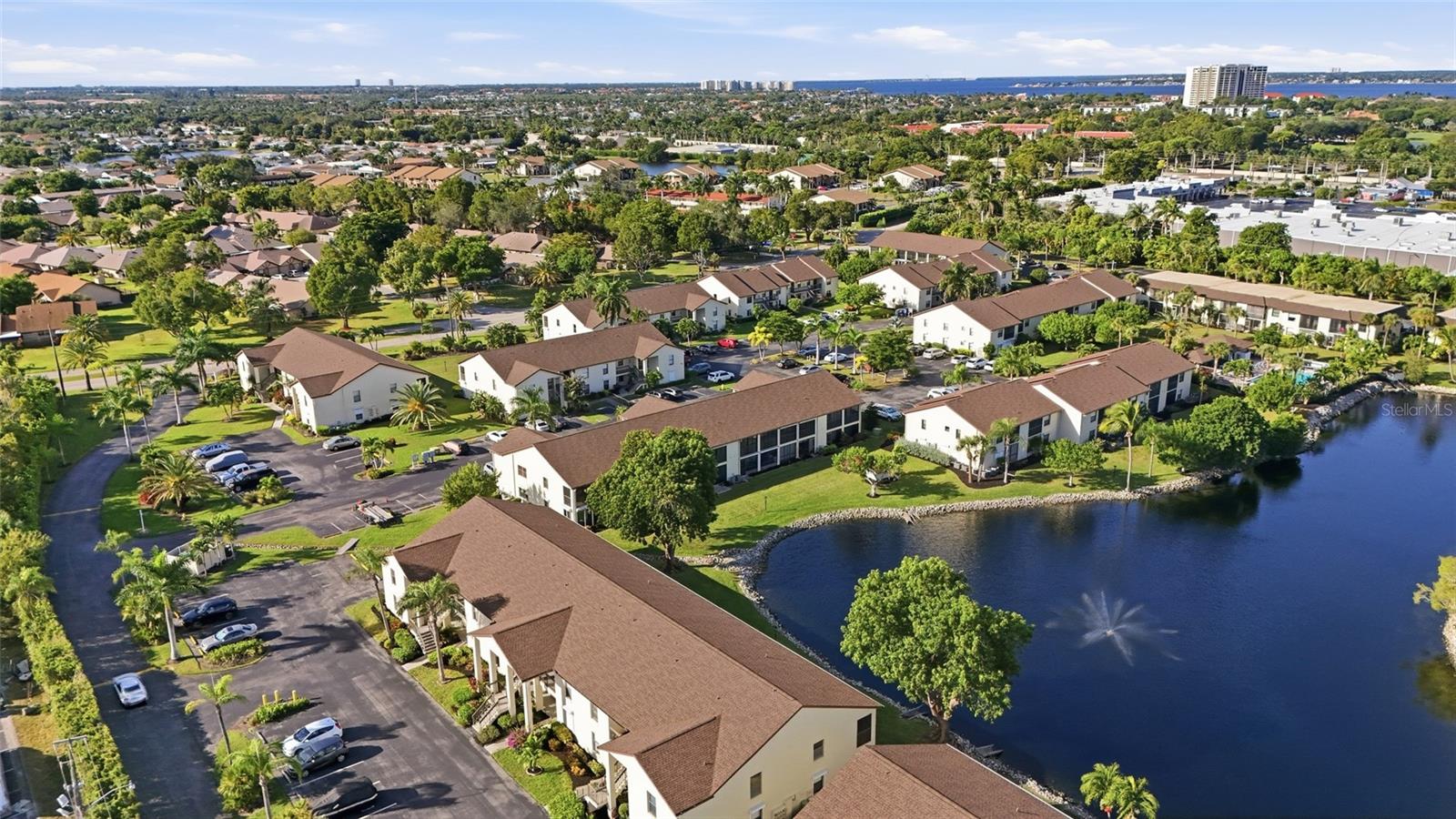 CENTRAL PARK SOUTH 01 - Residential