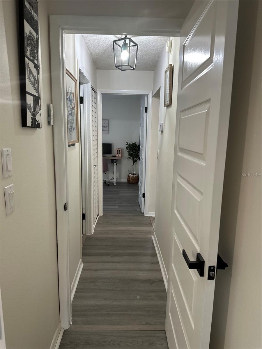 PINE RIDGE AT LAKE TARPON VILLAGE - Residential