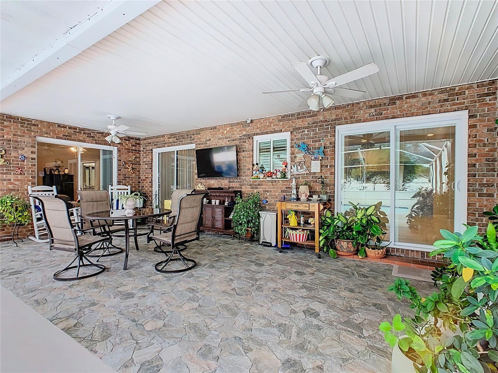 OAKVIEW ESTATES UN #3 - Residential