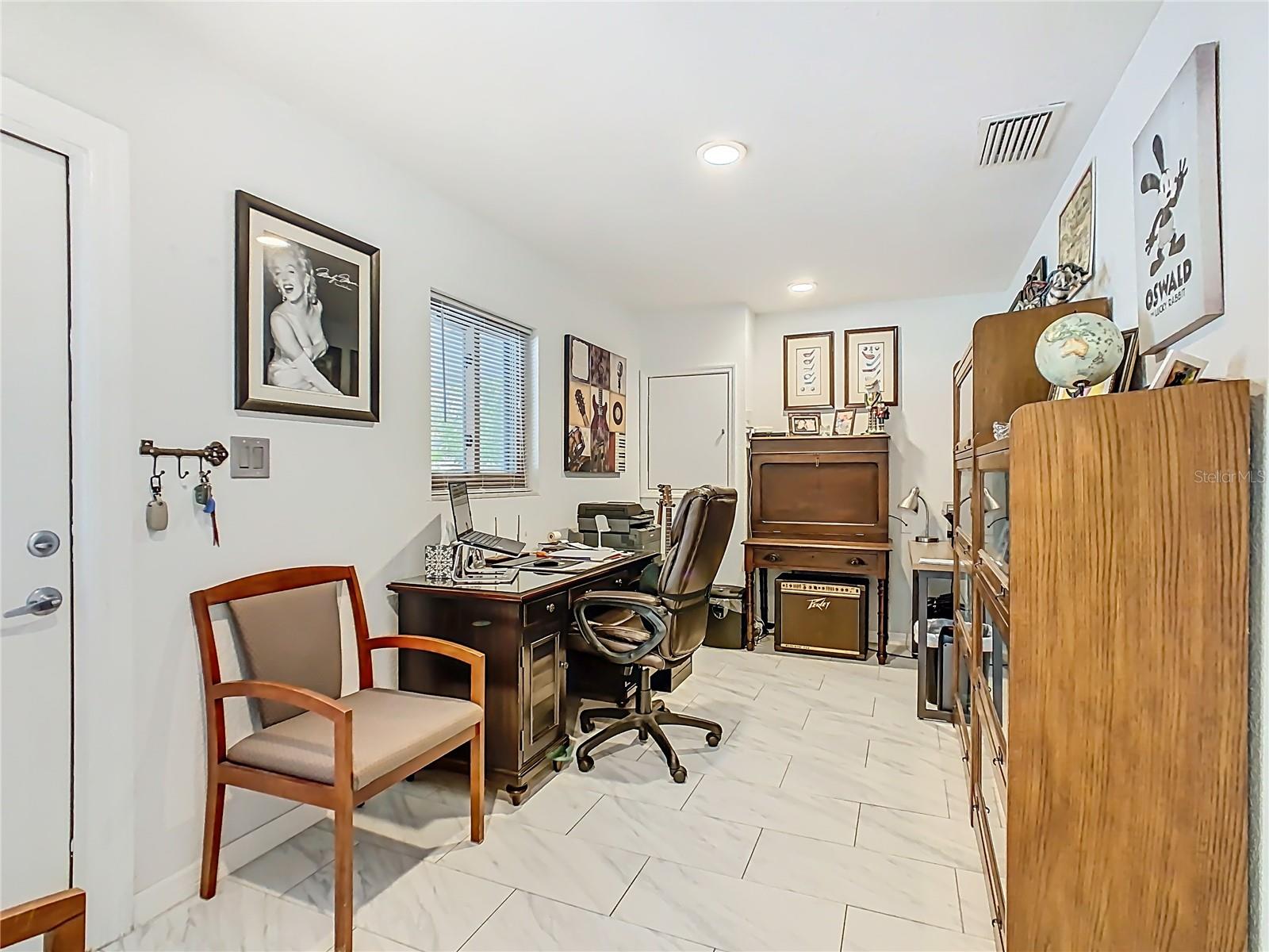 OAKVIEW ESTATES UN #3 - Residential