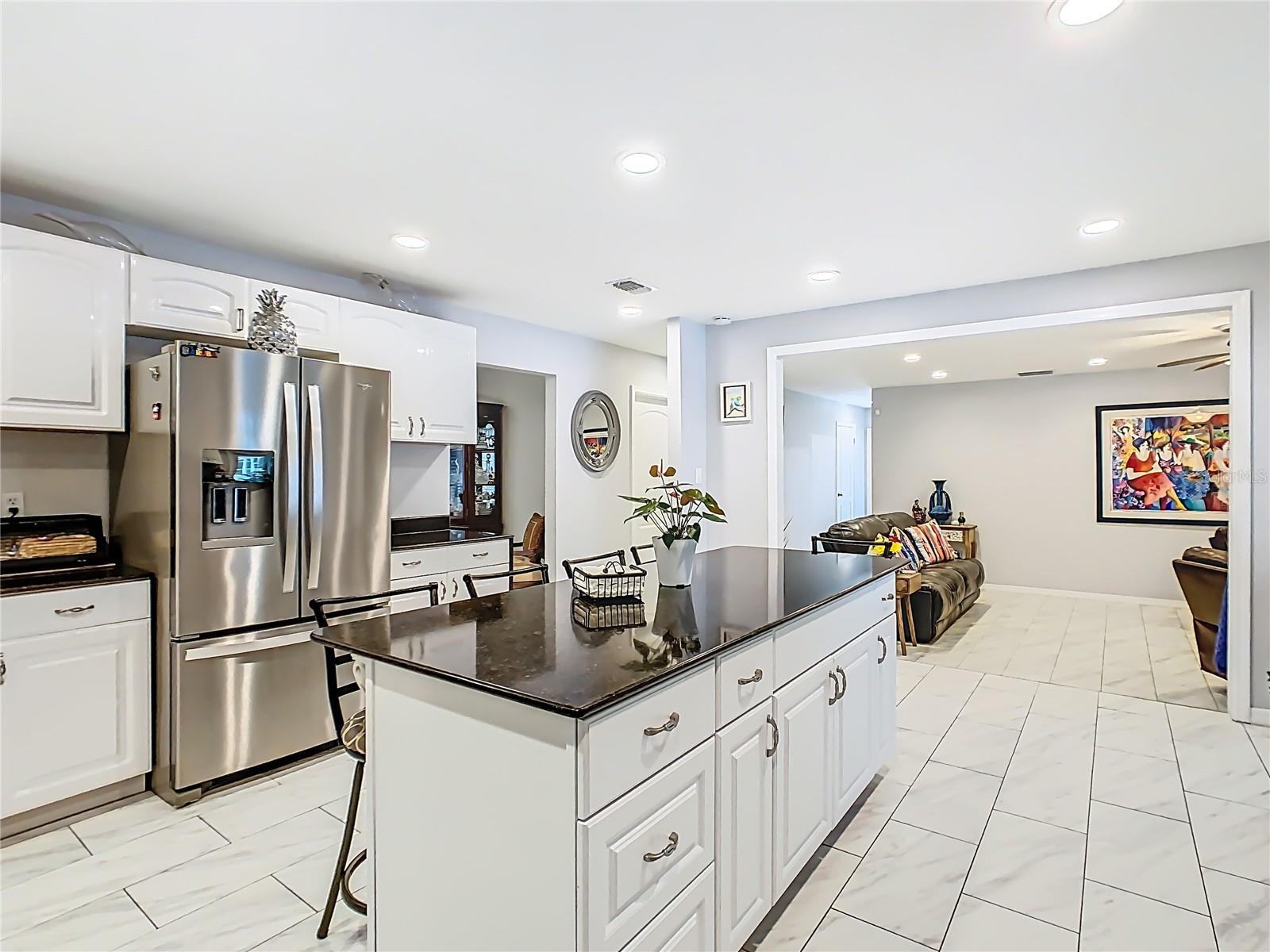 OAKVIEW ESTATES UN #3 - Residential