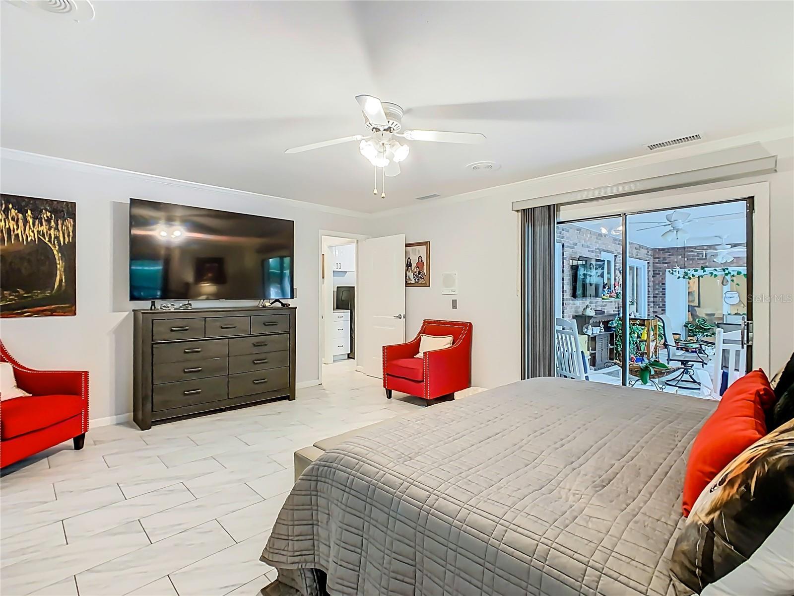 OAKVIEW ESTATES UN #3 - Residential