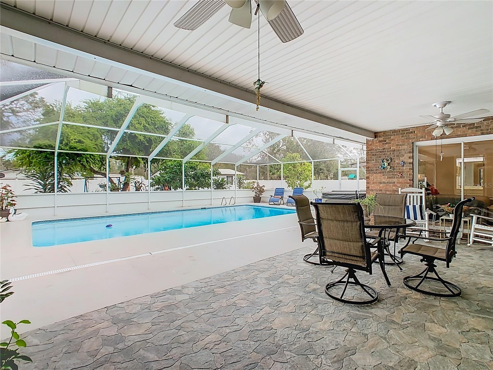 OAKVIEW ESTATES UN #3 - Residential