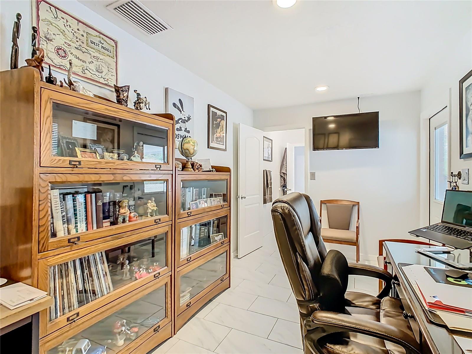 OAKVIEW ESTATES UN #3 - Residential