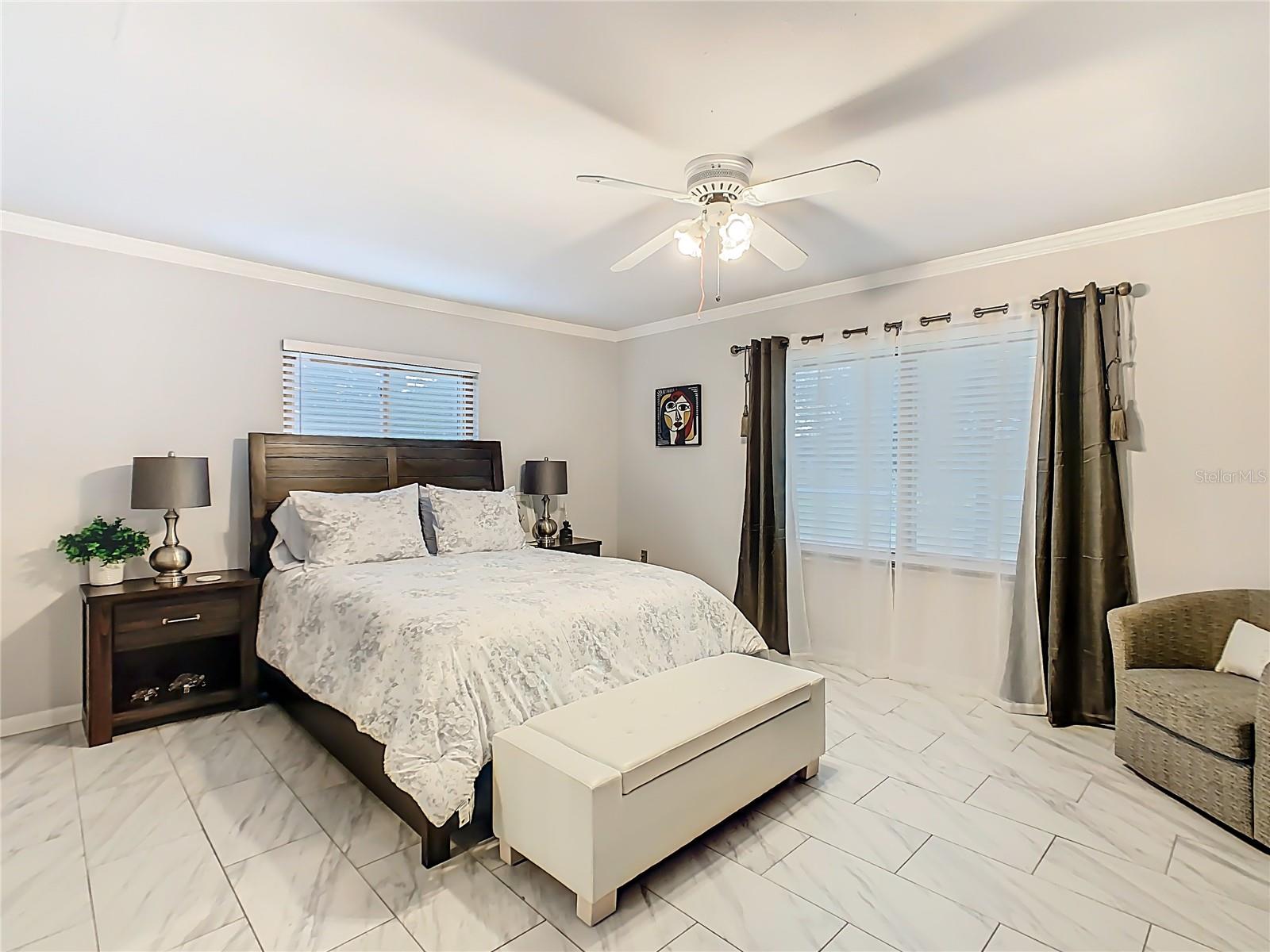 OAKVIEW ESTATES UN #3 - Residential