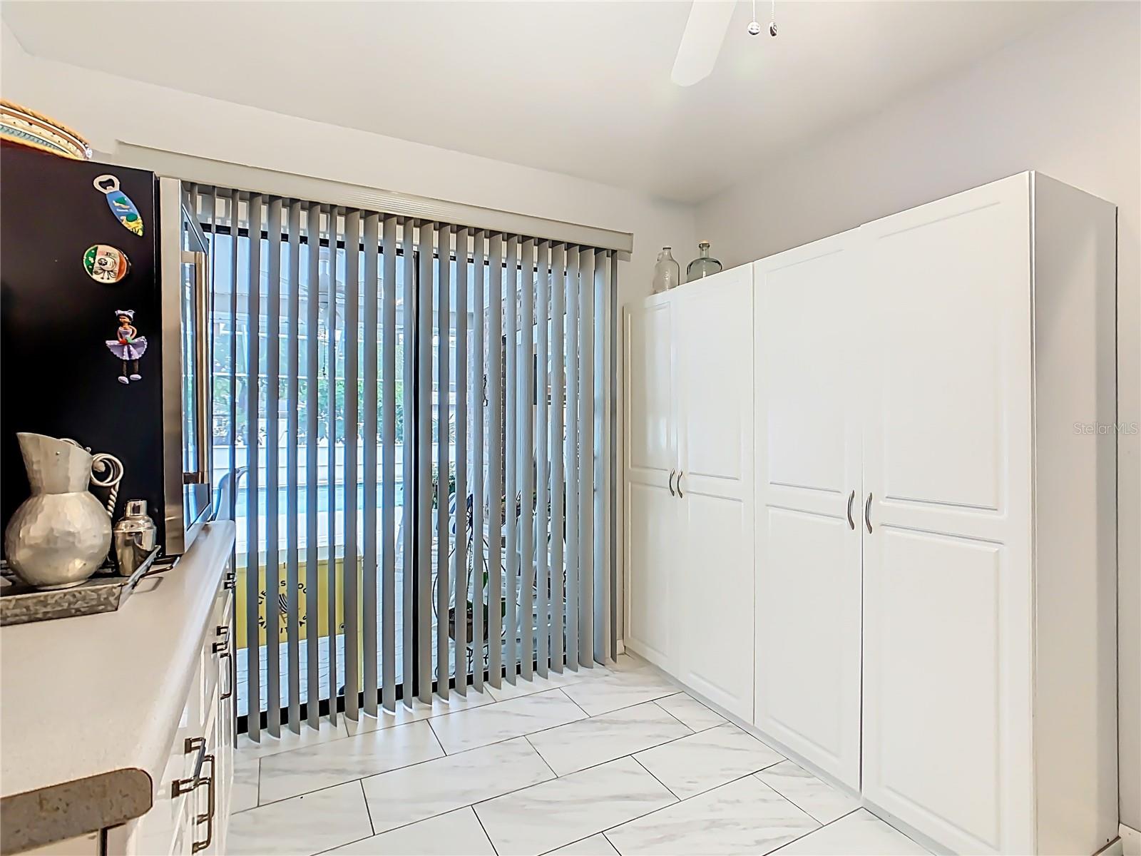 OAKVIEW ESTATES UN #3 - Residential