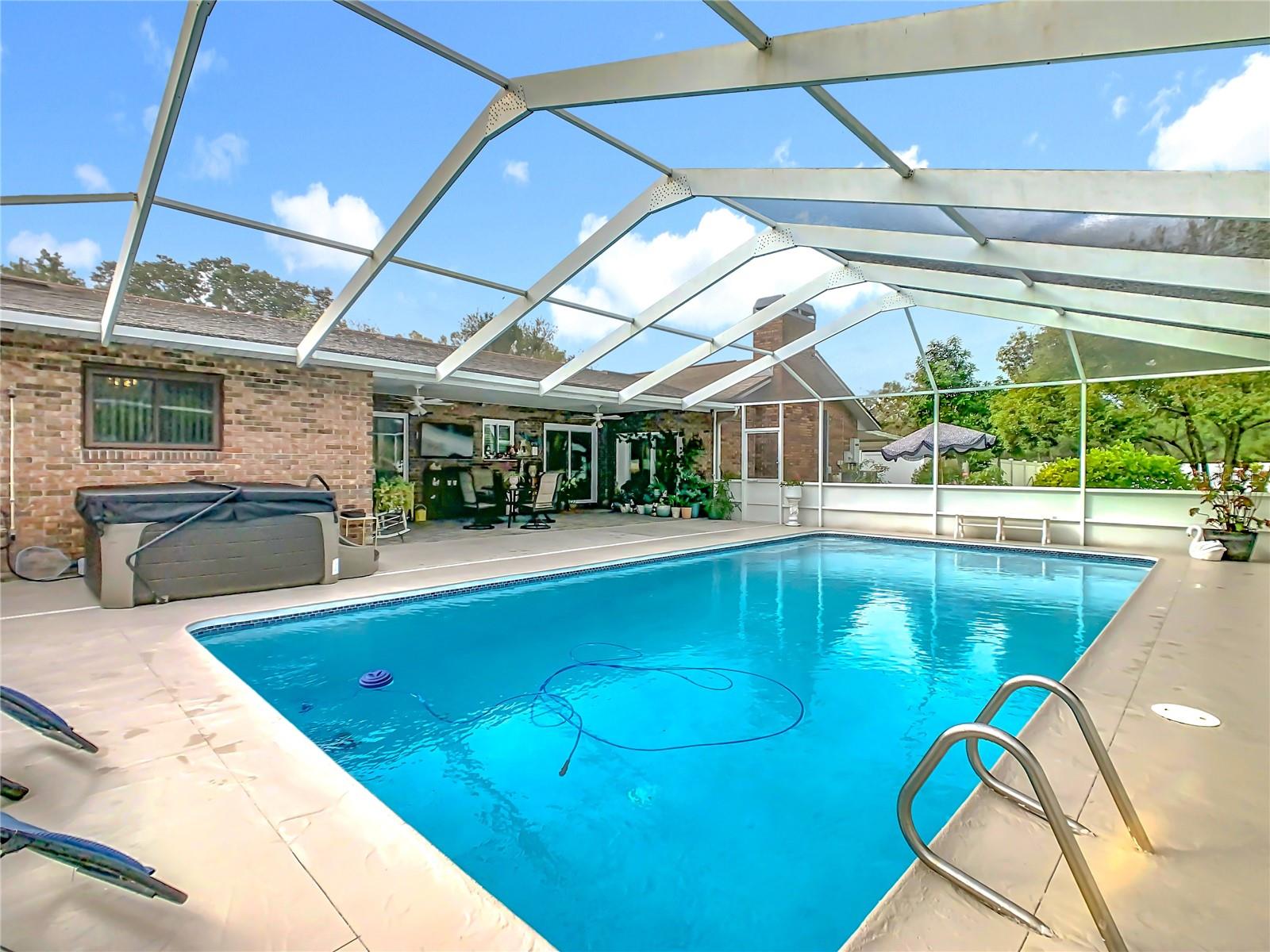 OAKVIEW ESTATES UN #3 - Residential