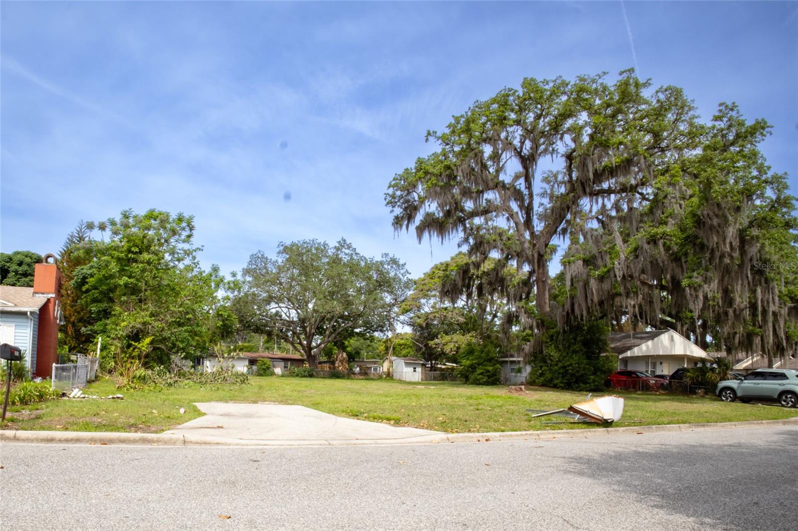 VALENCIA PARK - Land