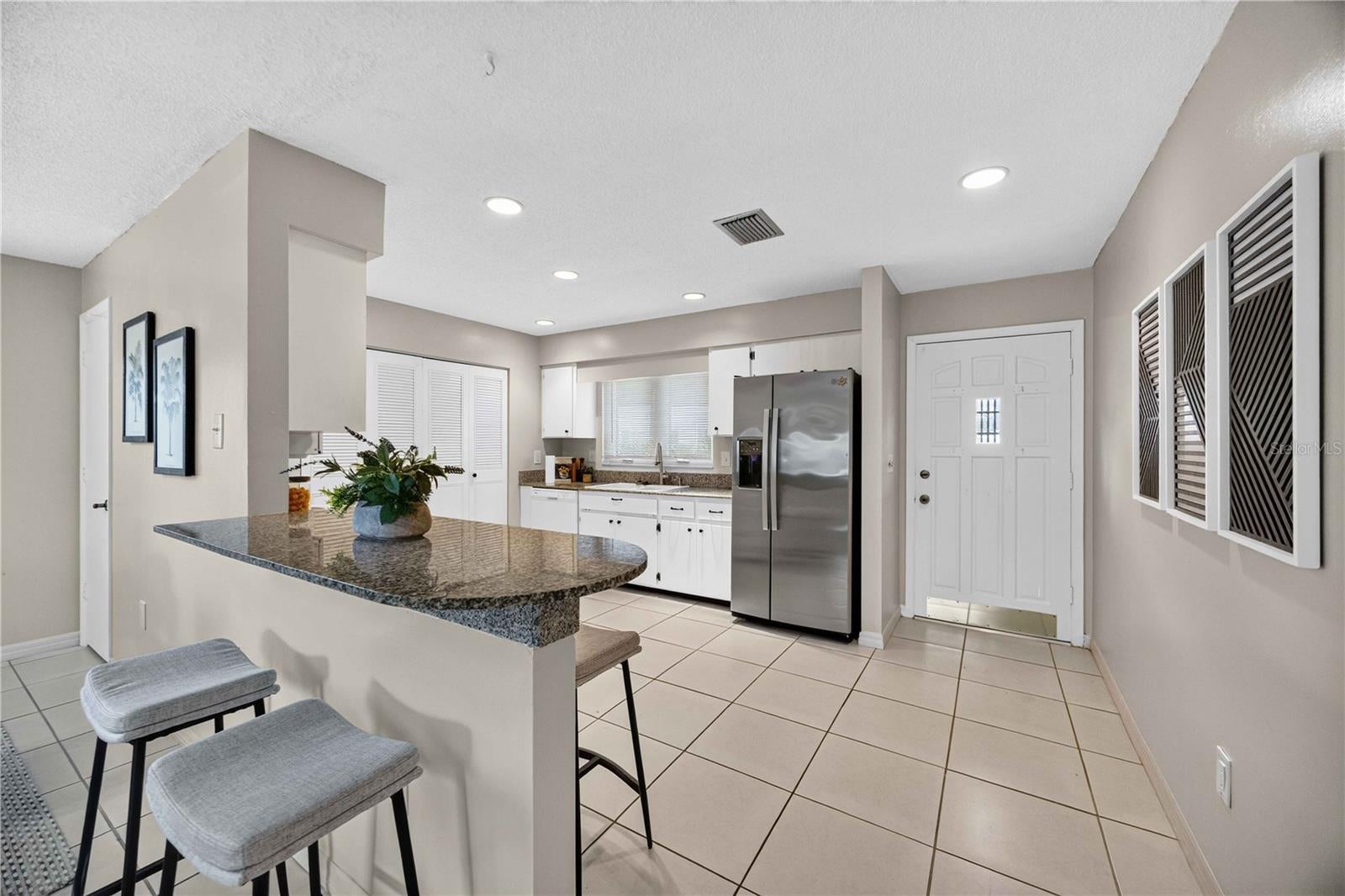 4565 TIPPECANOE TRAIL 22