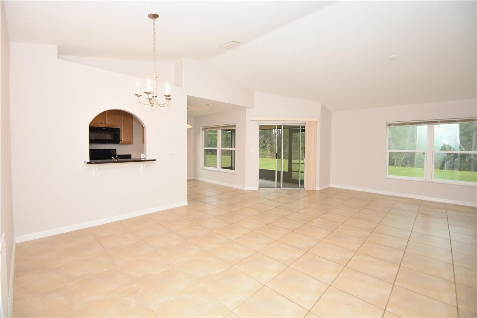 34 RENSHAW DRIVE