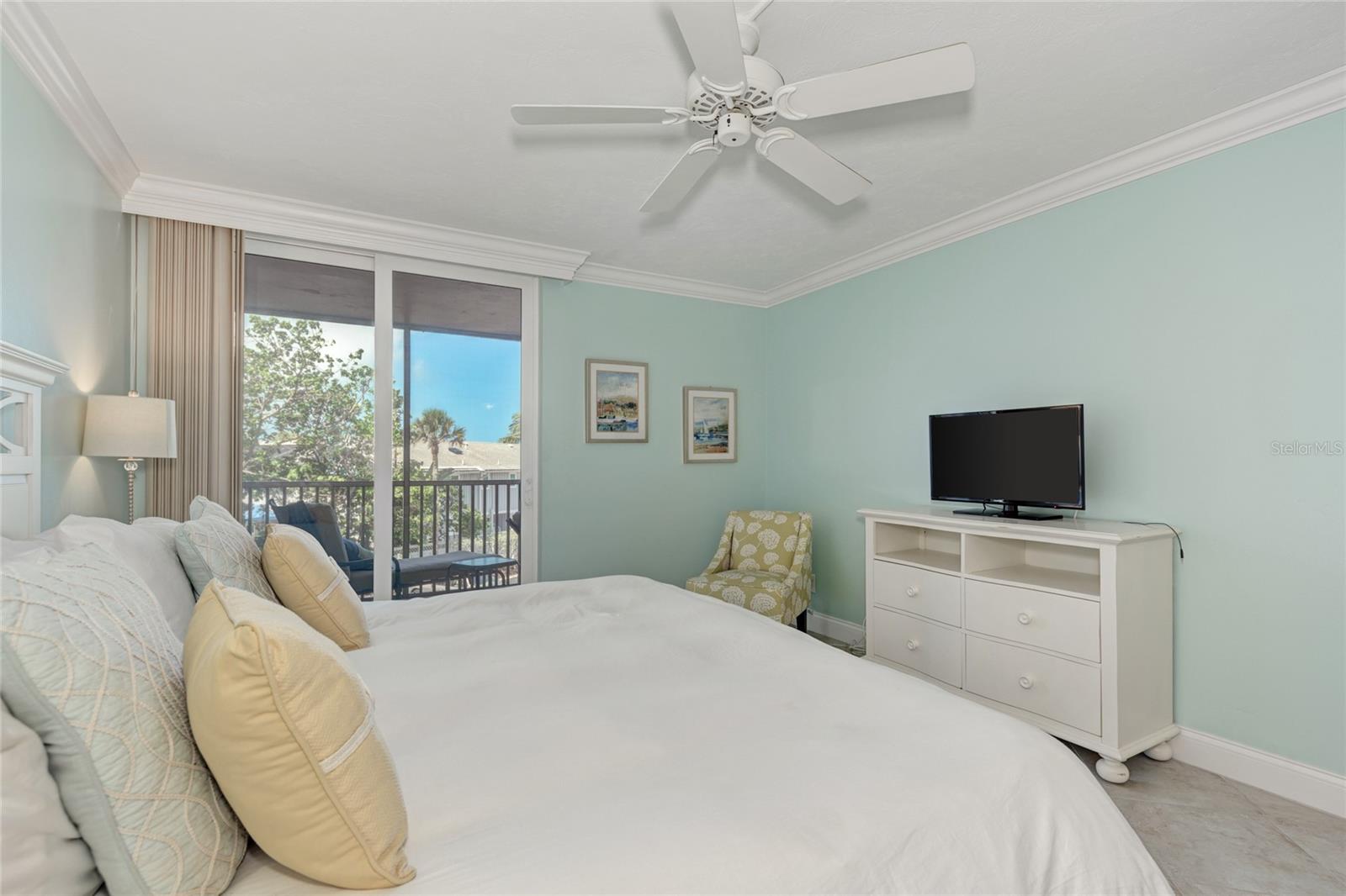 SIESTA TOWERS - Residential
