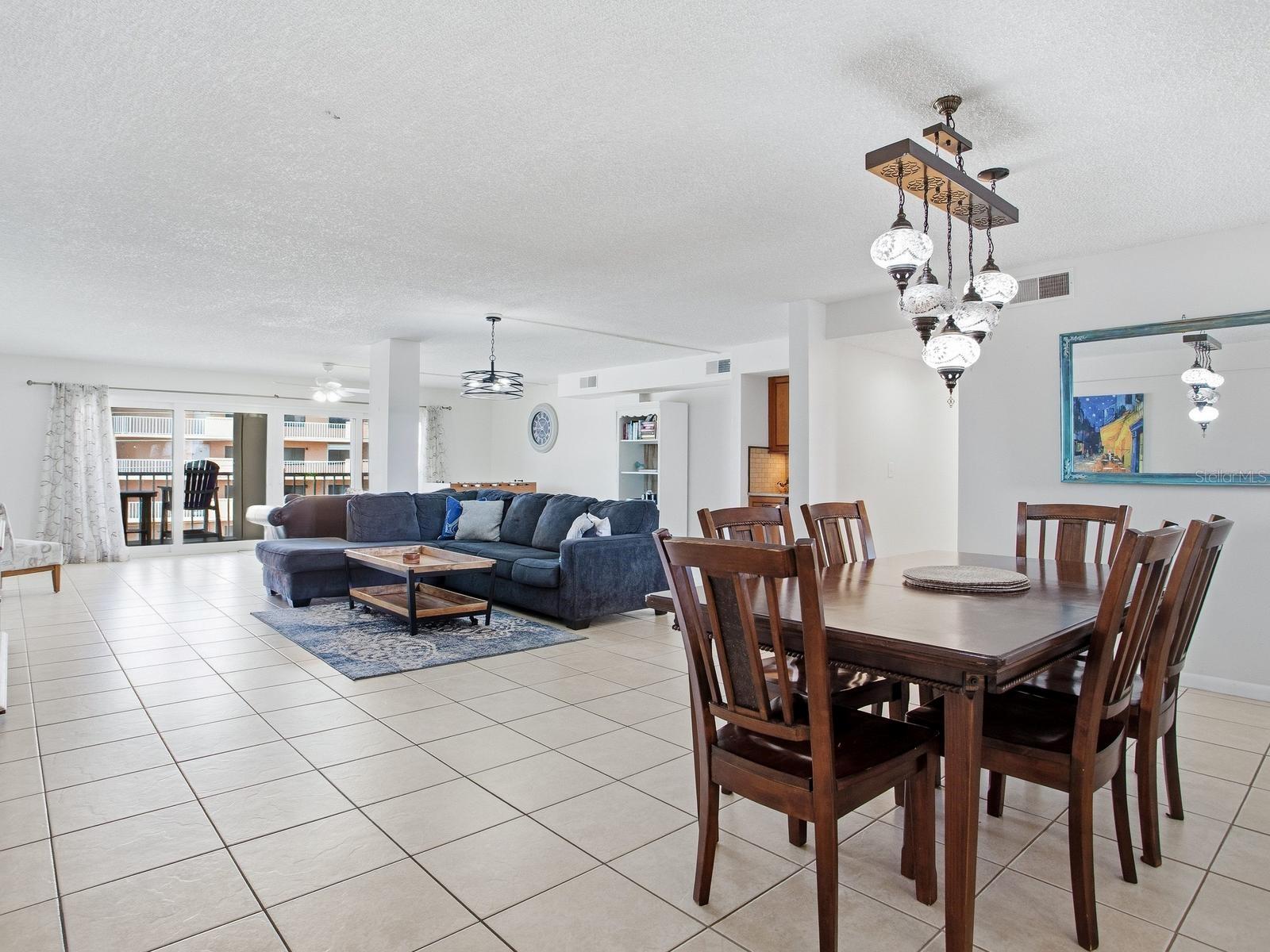 SHALIMAR CONDO - Residential