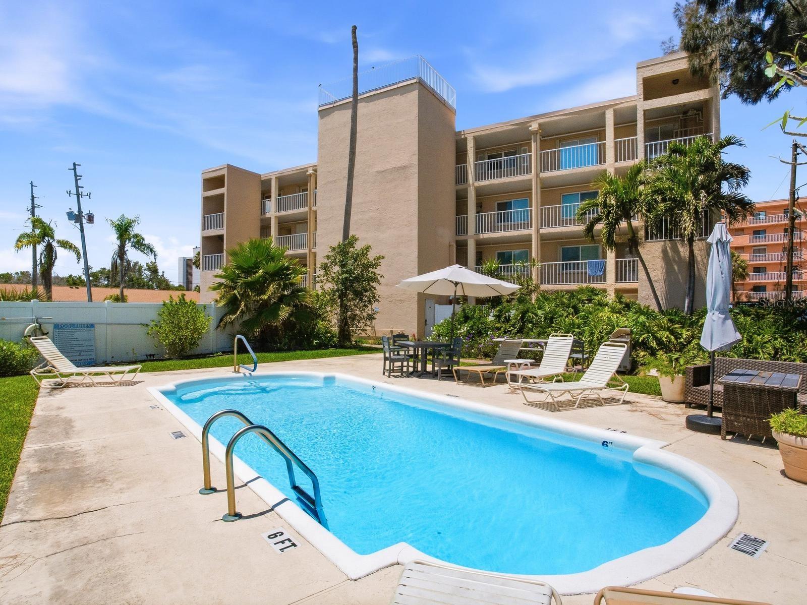 SHALIMAR CONDO - Residential