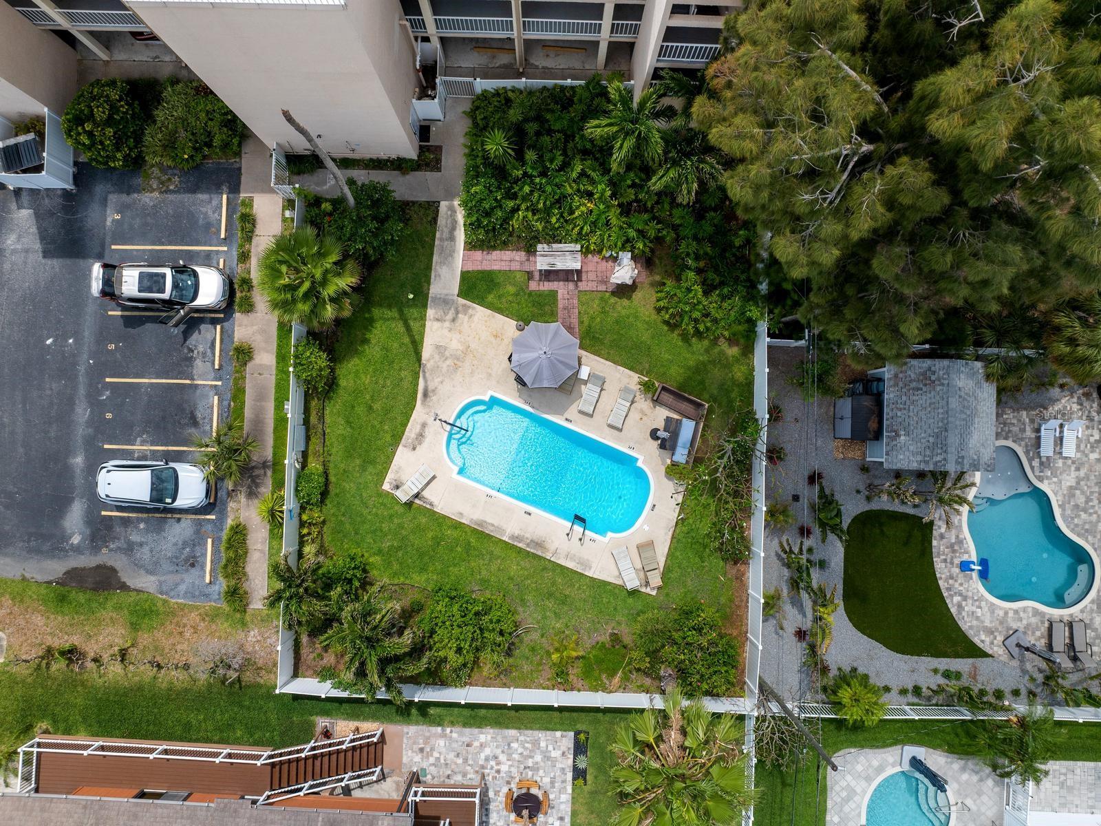 SHALIMAR CONDO - Residential