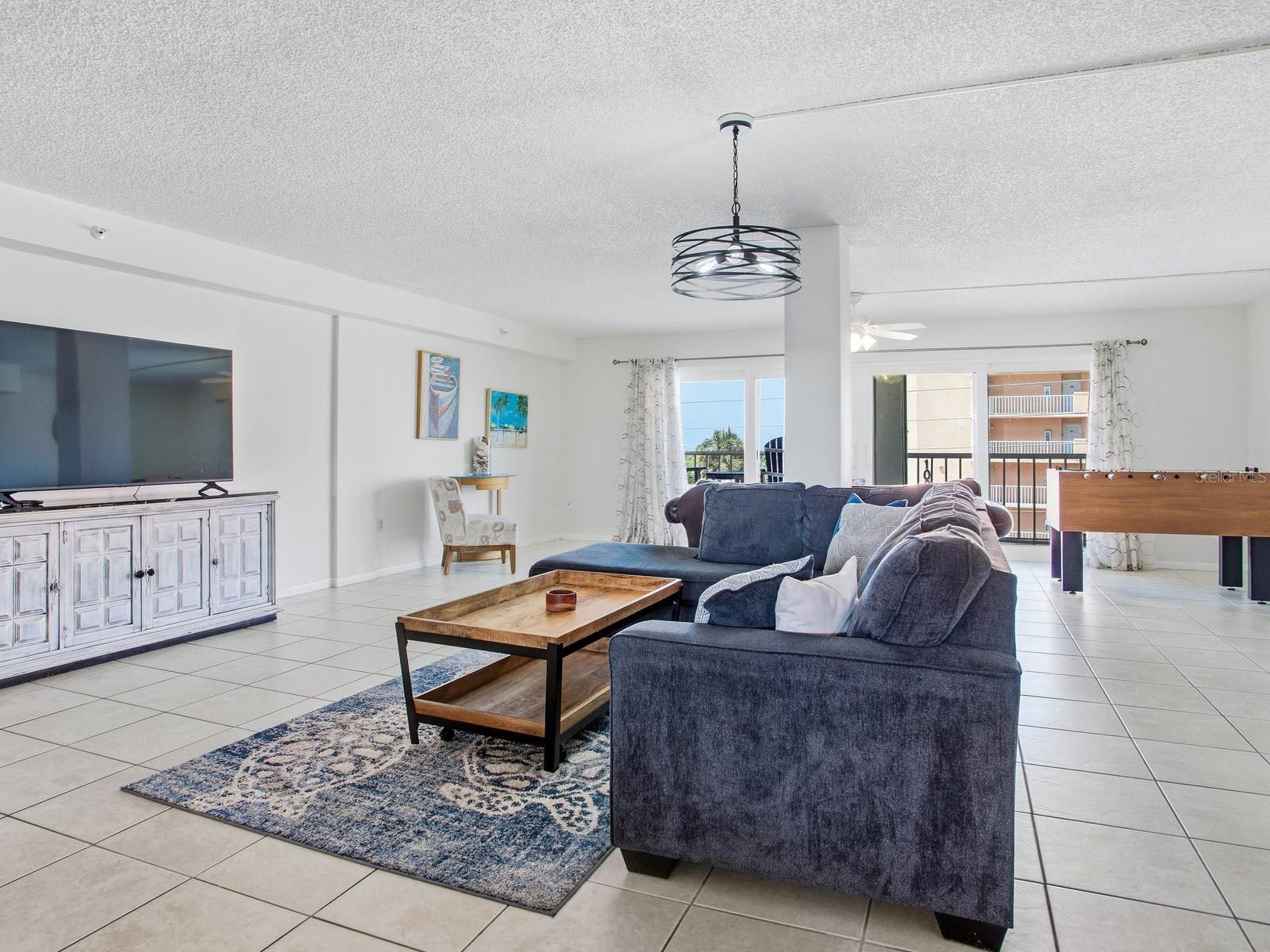 SHALIMAR CONDO - Residential