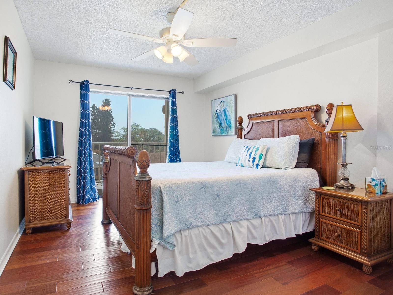 SHALIMAR CONDO - Residential