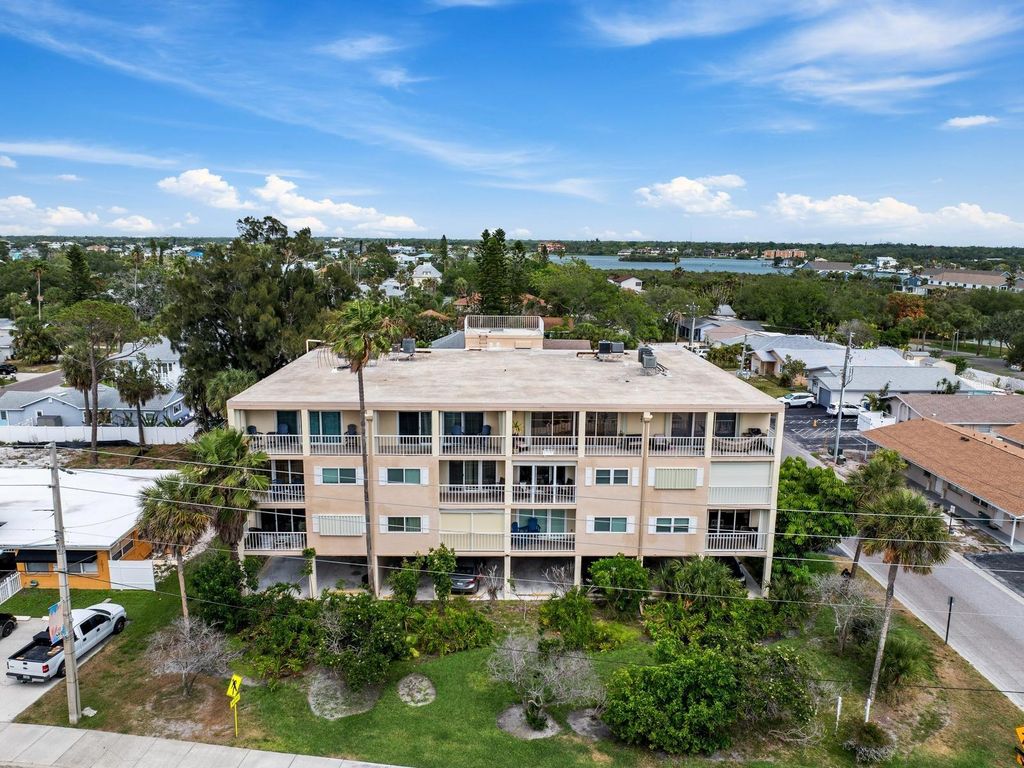 Photo of 1005 Gulf Boulevard #10, Indian Rocks Beach, FL 33785 (MLS # TB8507544)
