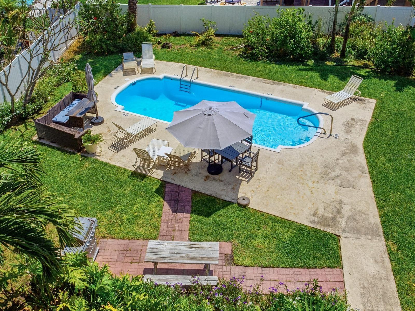 SHALIMAR CONDO - Residential