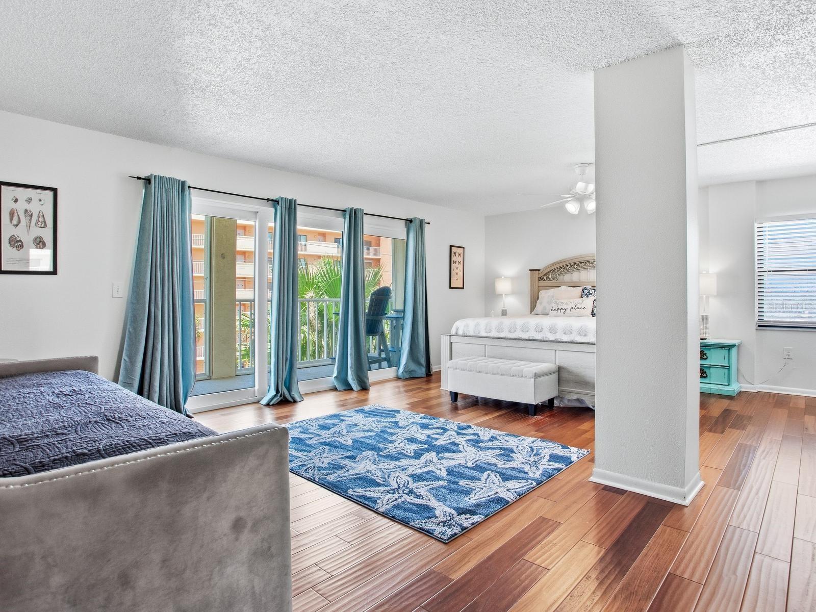 SHALIMAR CONDO - Residential