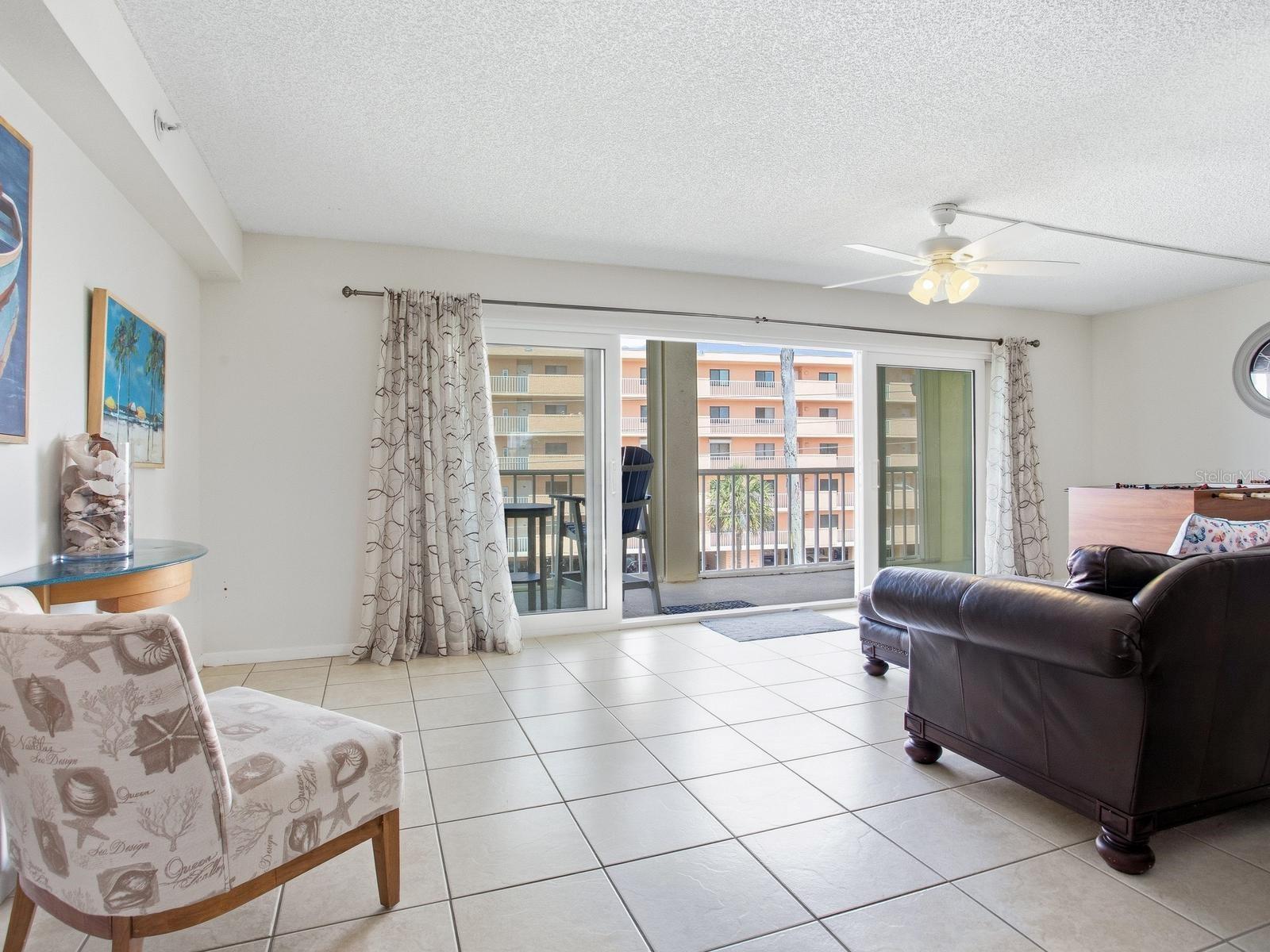 SHALIMAR CONDO - Residential