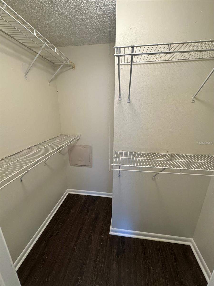 PALMA CEIA OAKS II A CONDOMINI - Residential