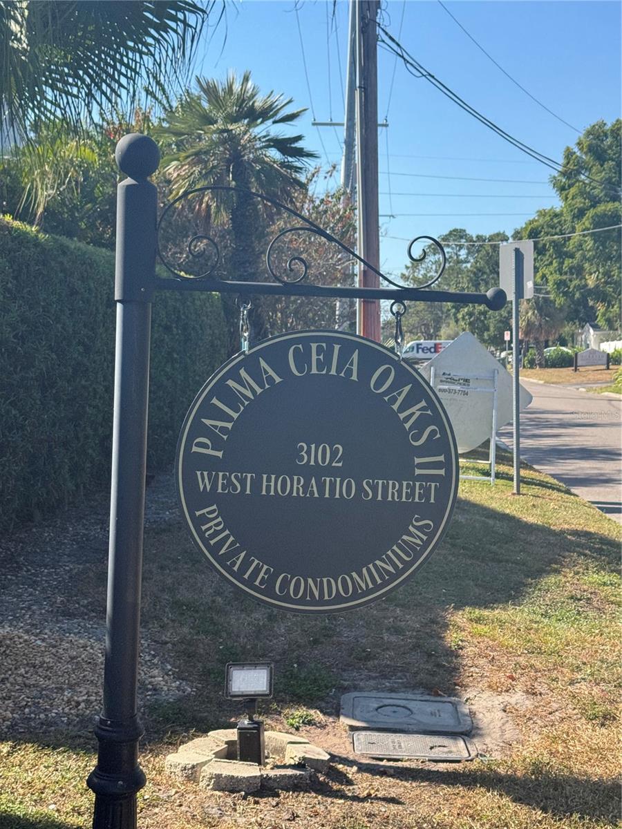 PALMA CEIA OAKS II A CONDOMINI - Residential