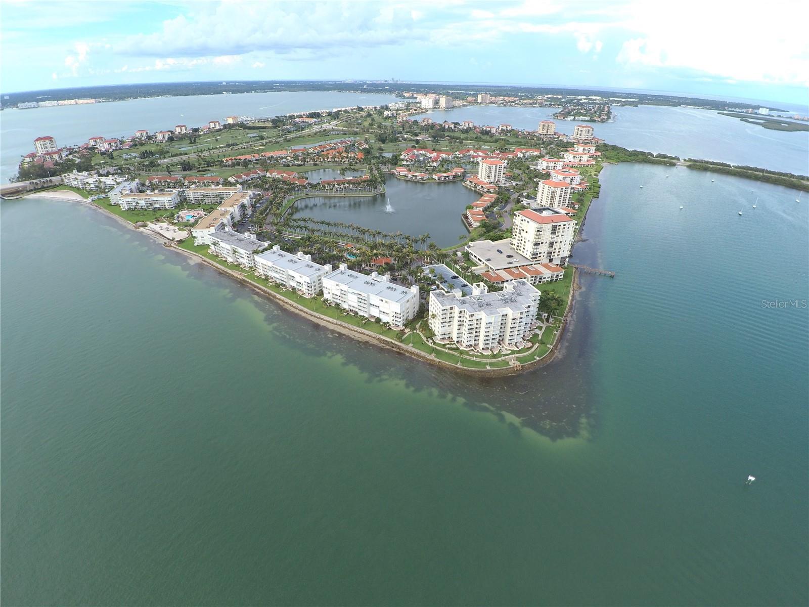 PALMA CEIA OAKS II A CONDOMINI - Residential