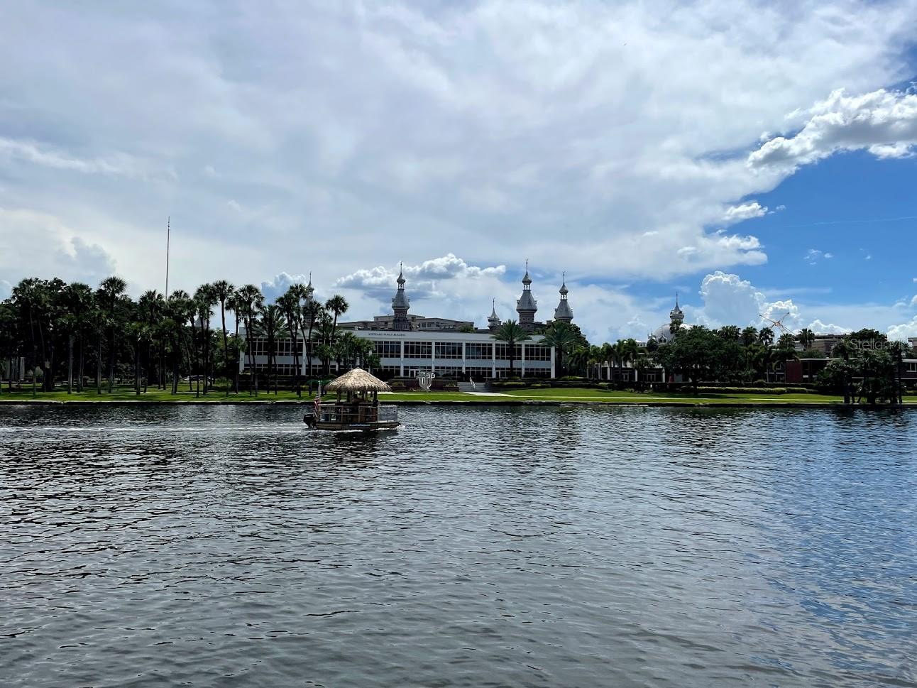 PALMA CEIA OAKS II A CONDOMINI - Residential