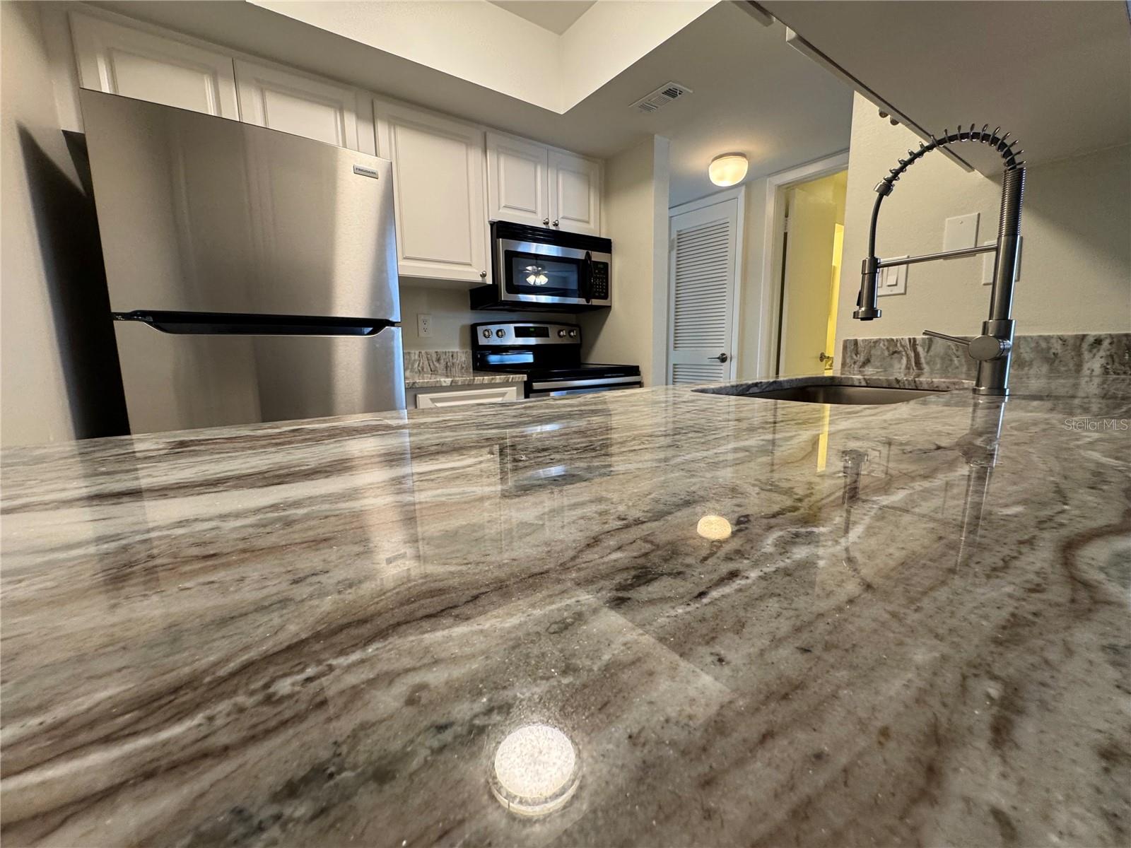 PALMA CEIA OAKS II A CONDOMINI - Residential