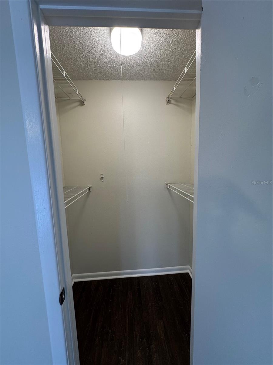 PALMA CEIA OAKS II A CONDOMINI - Residential