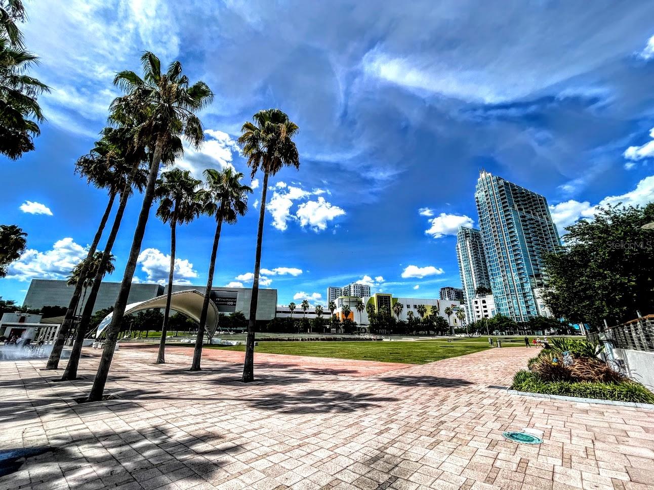 PALMA CEIA OAKS II A CONDOMINI - Residential