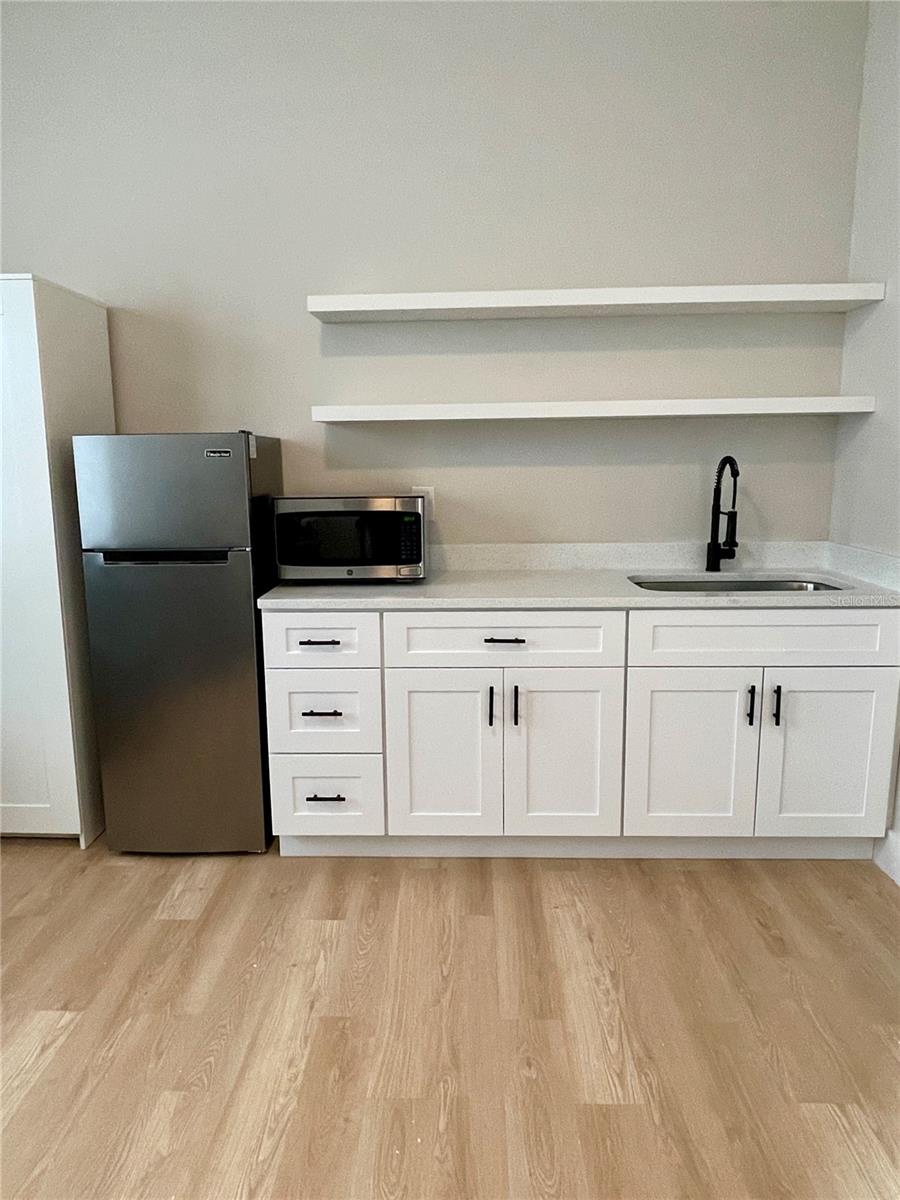 MONTICELLO PARK - Residential Lease