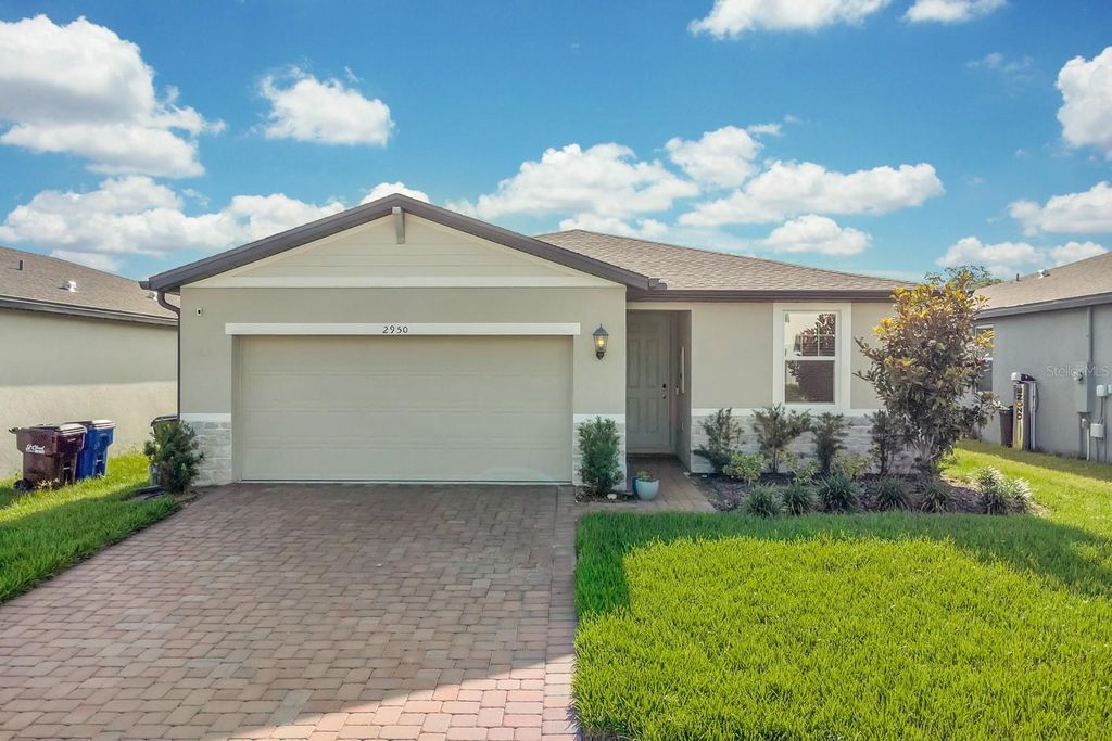 Photo of 2950 Sunstar Drive, Saint Cloud, FL 34772 (MLS # S5150310)
