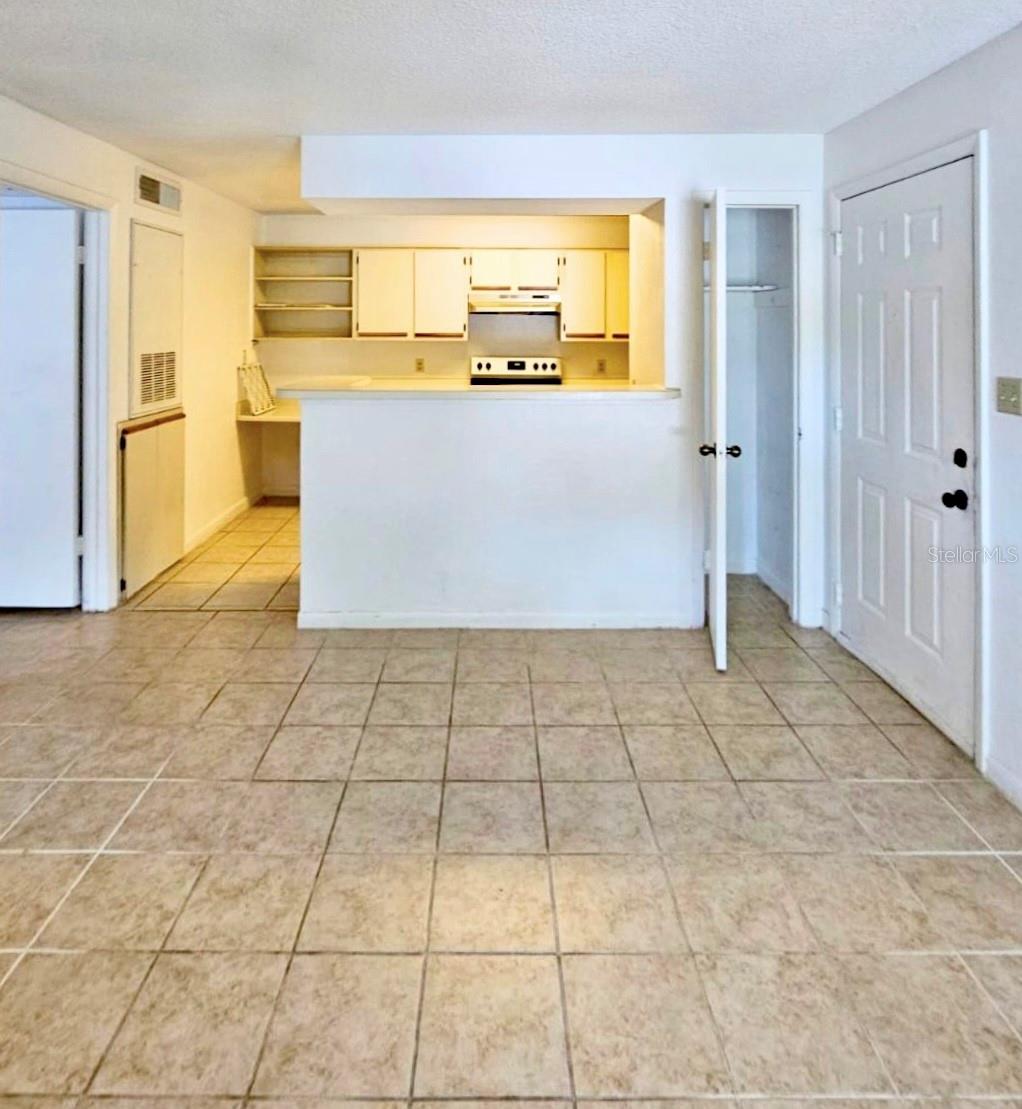 4225 THORNBRIAR LANE 208