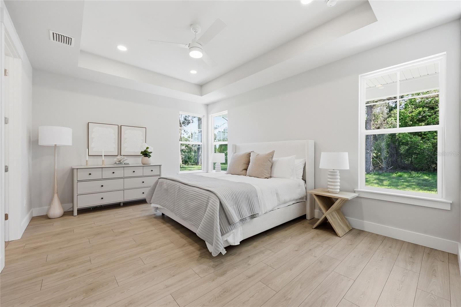 04 FAIRWAYS - Residential