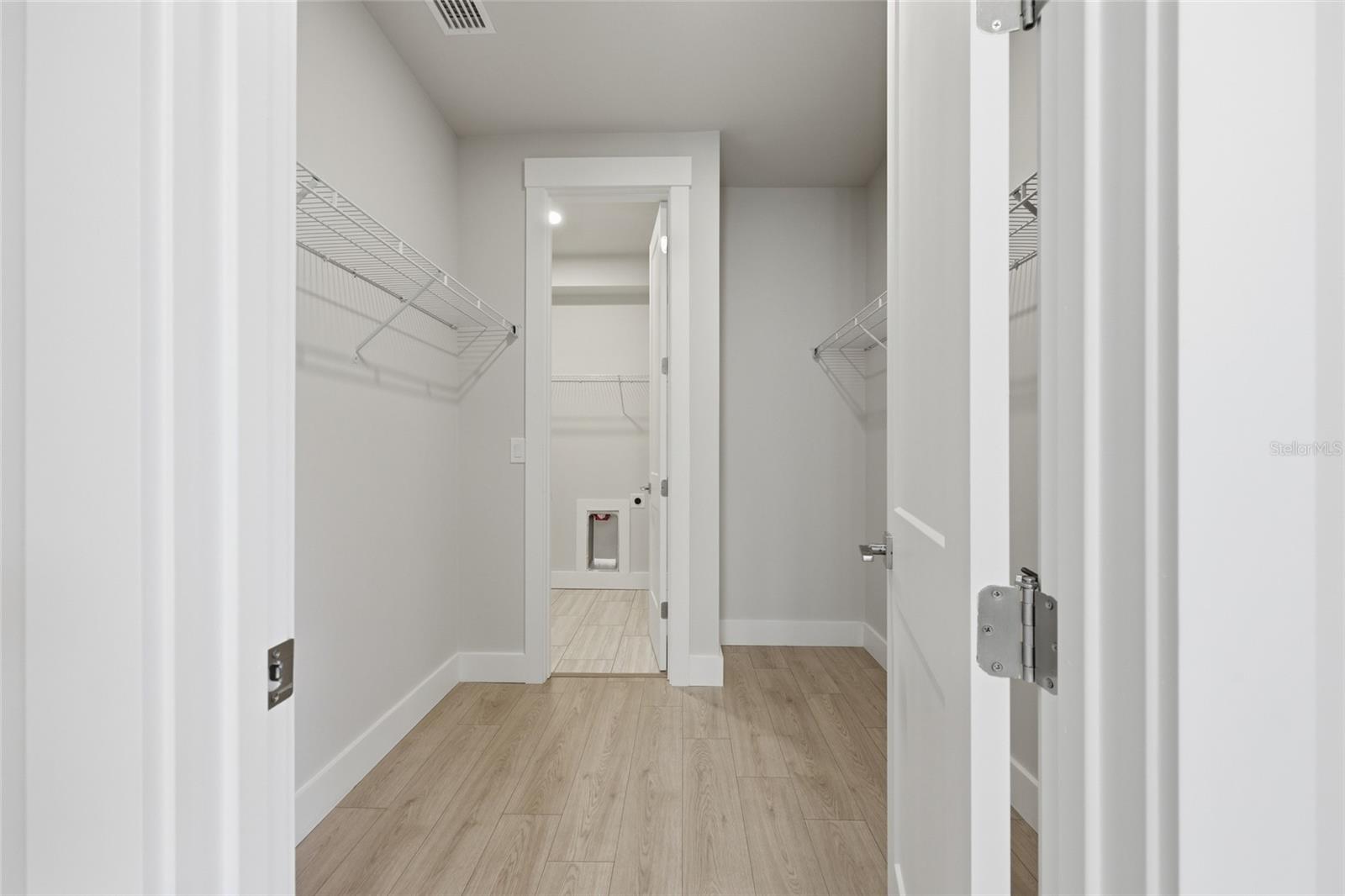 04 FAIRWAYS - Residential