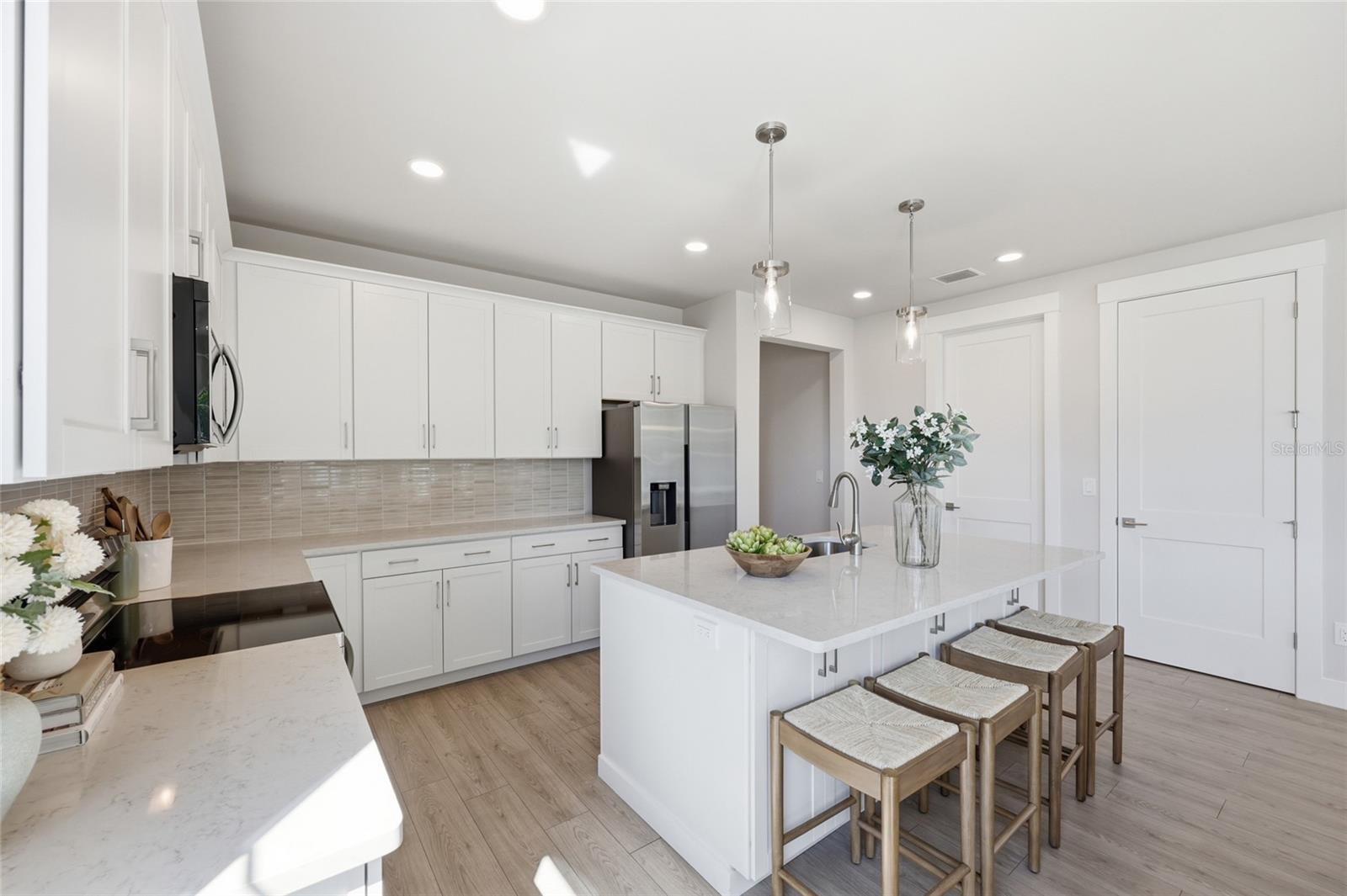 04 FAIRWAYS - Residential