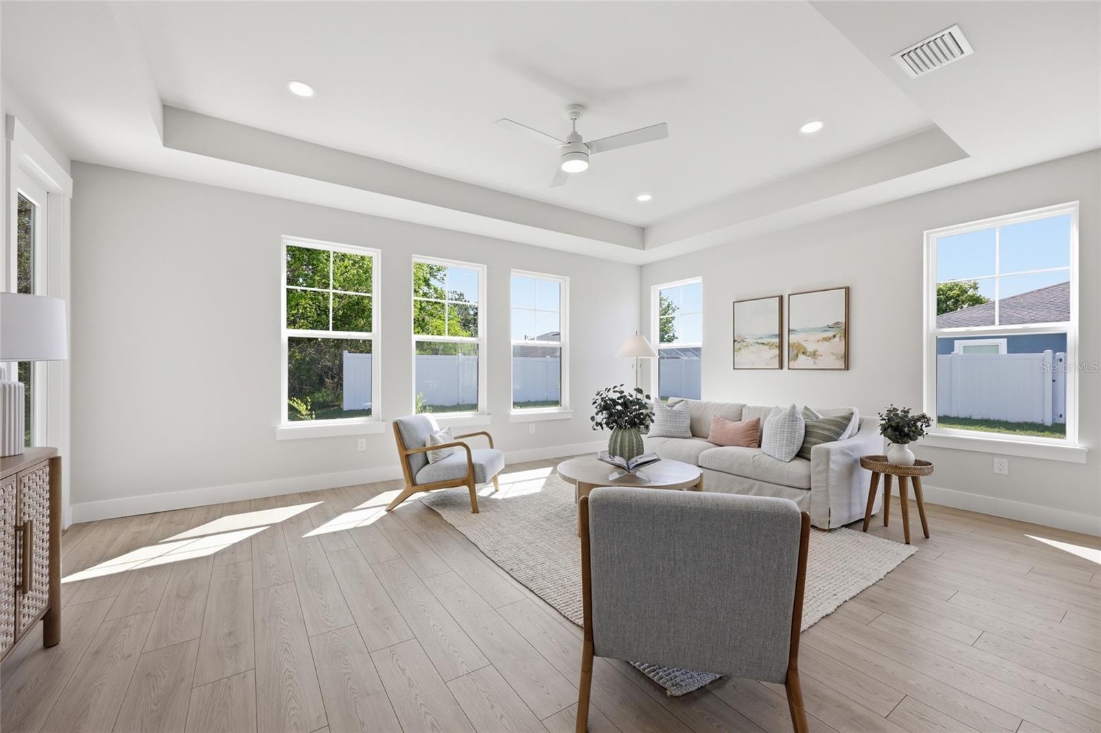 04 FAIRWAYS - Residential