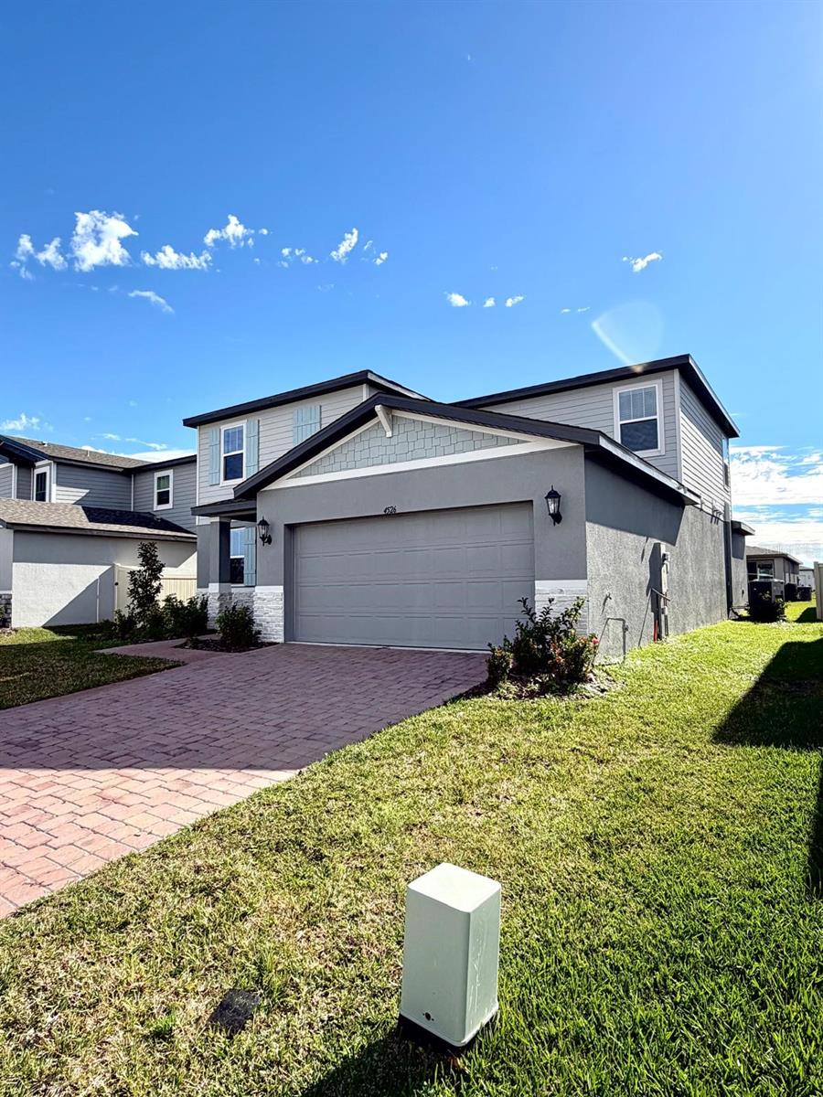 THE MEADOW AT CROSSPRAIRIE - Residential Lease