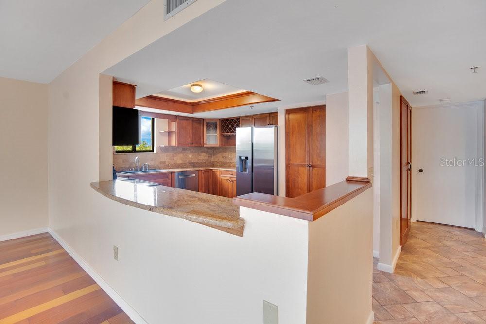 530 E CENTRAL BOULEVARD 406