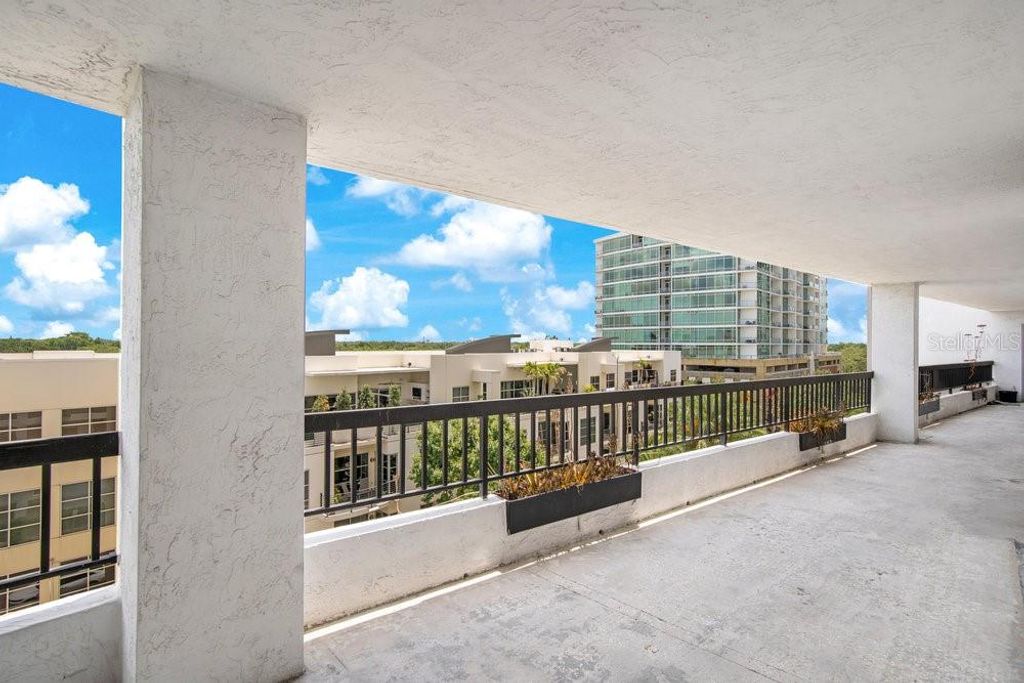 Photo of 530 E Central Boulevard #406, Orlando, FL 32801 (MLS # O6311779)