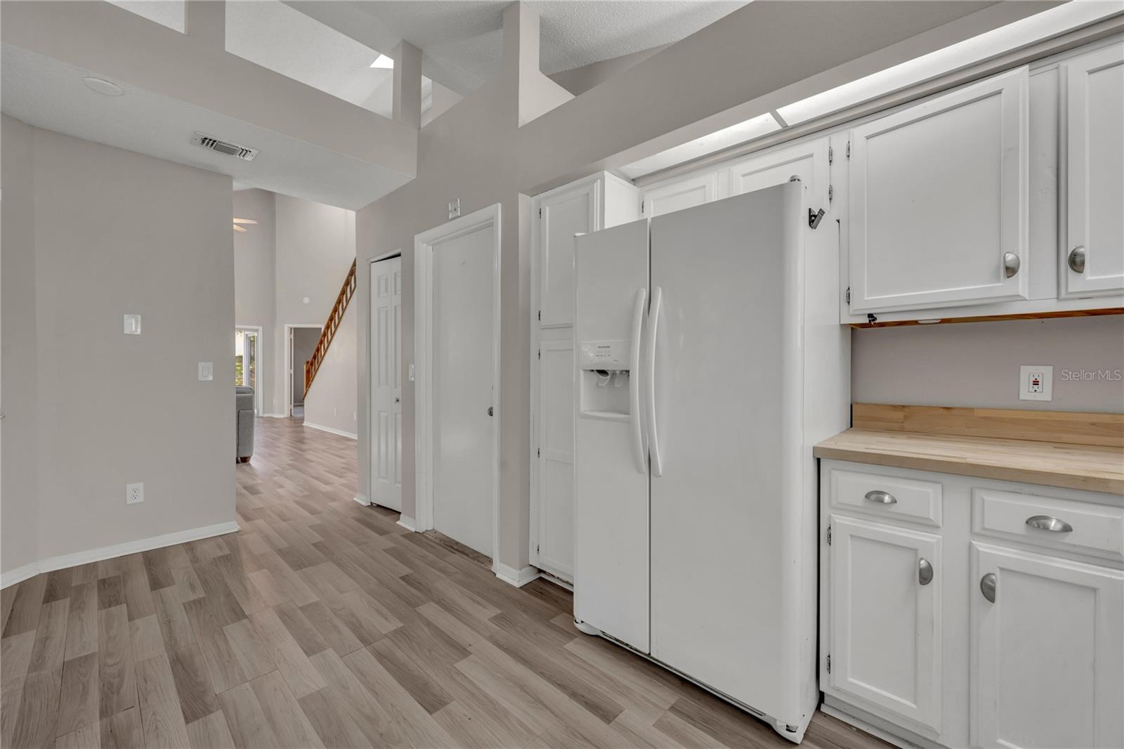 MAYFAIR MEADOWS - Residential