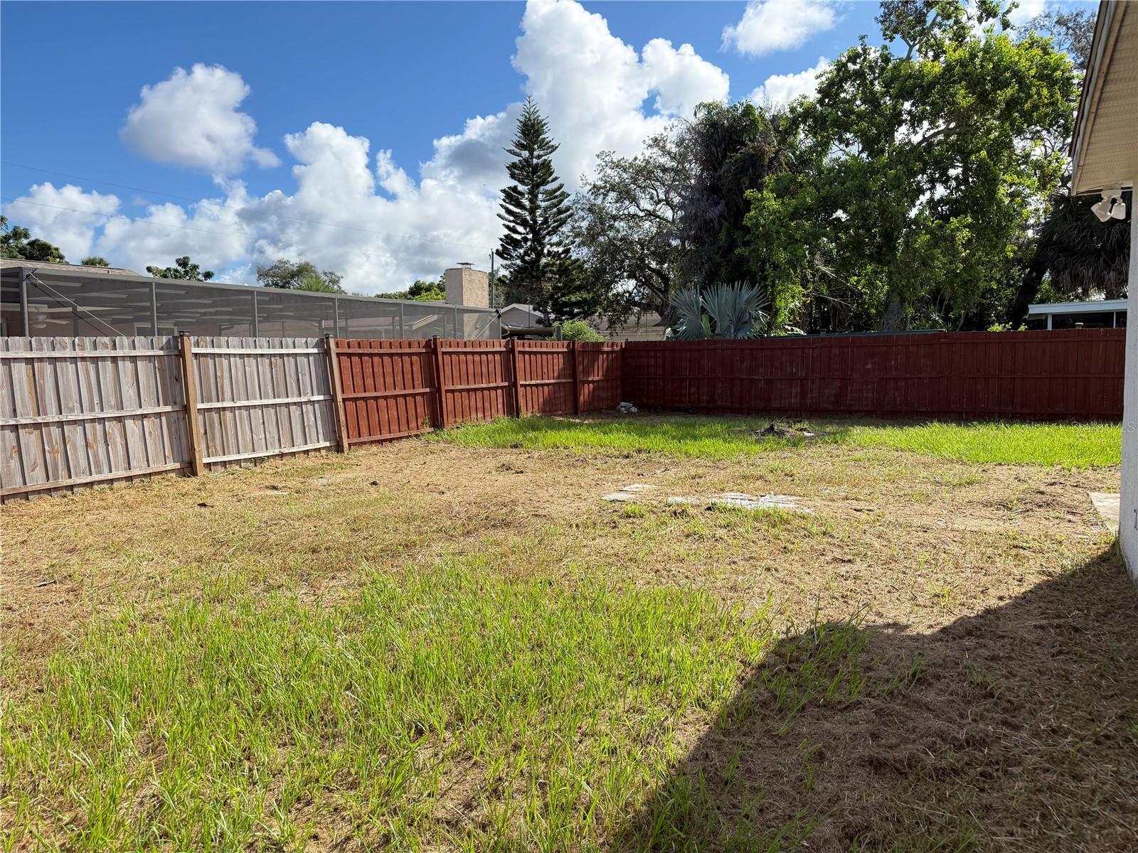 8611 LONGBOAT LANE