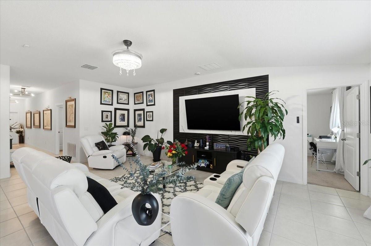 2119 OLD MINING ROAD