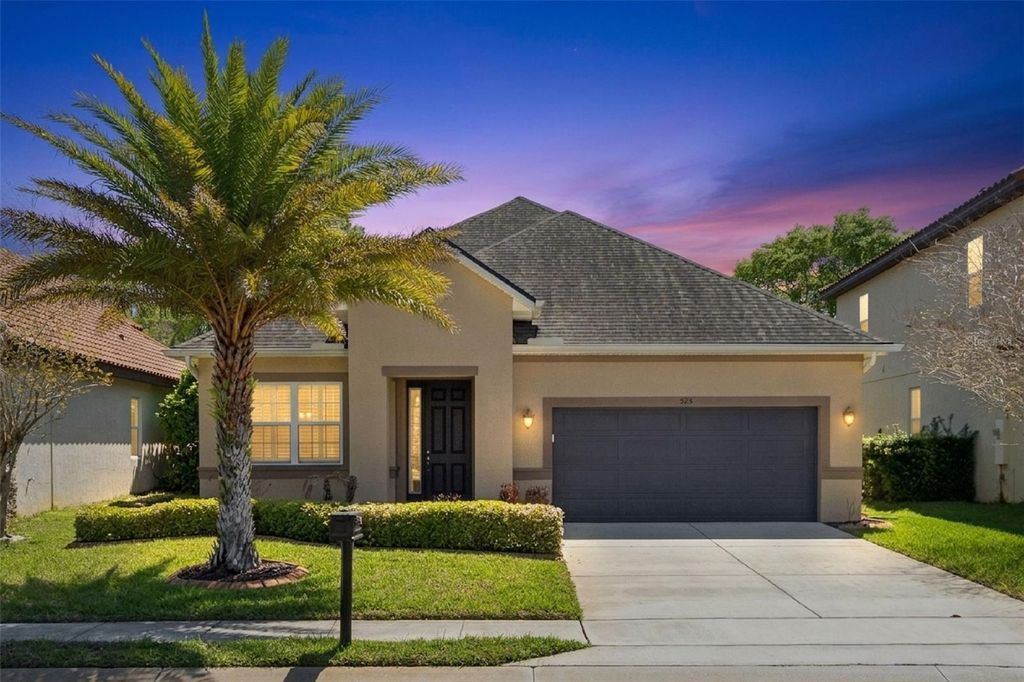 Photo of 525 Gunston Ct, Davenport, FL 33837 (MLS # O6393127)