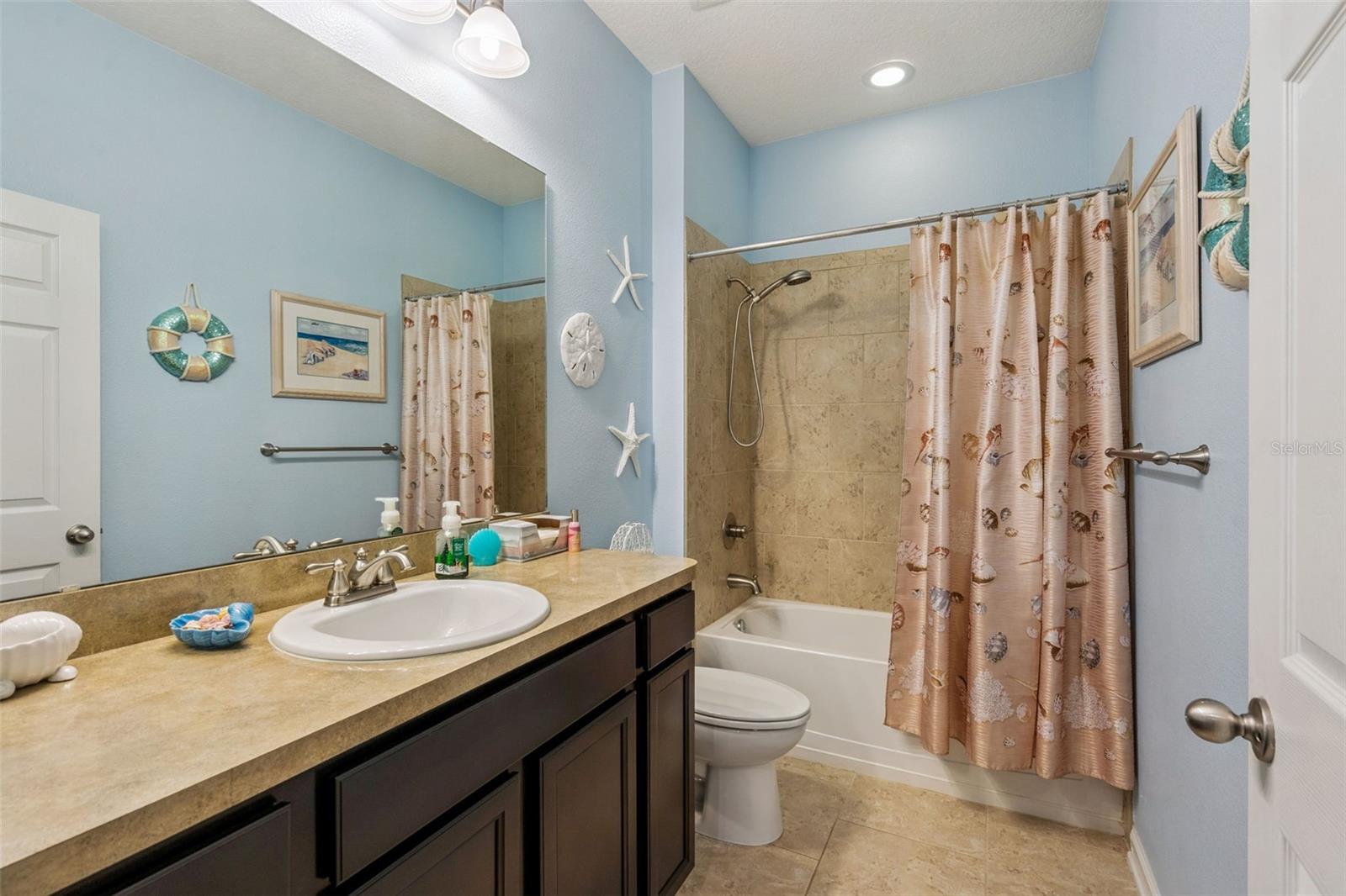 DRAYTON-PRESTON WOODS AT PROVIDENCE - Residential