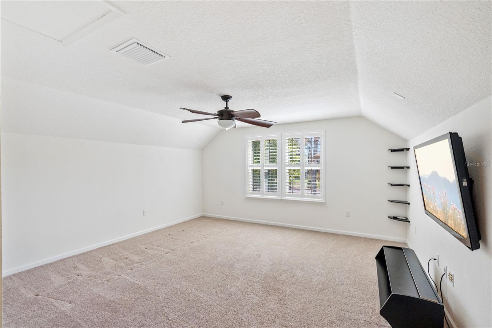 DRAYTON-PRESTON WOODS AT PROVIDENCE - Residential