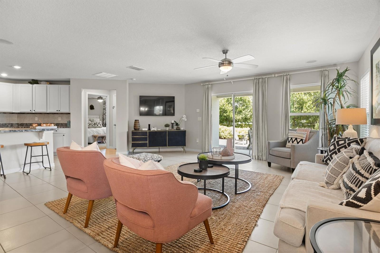LAKE LUCERNE PH 1 - Residential Lease