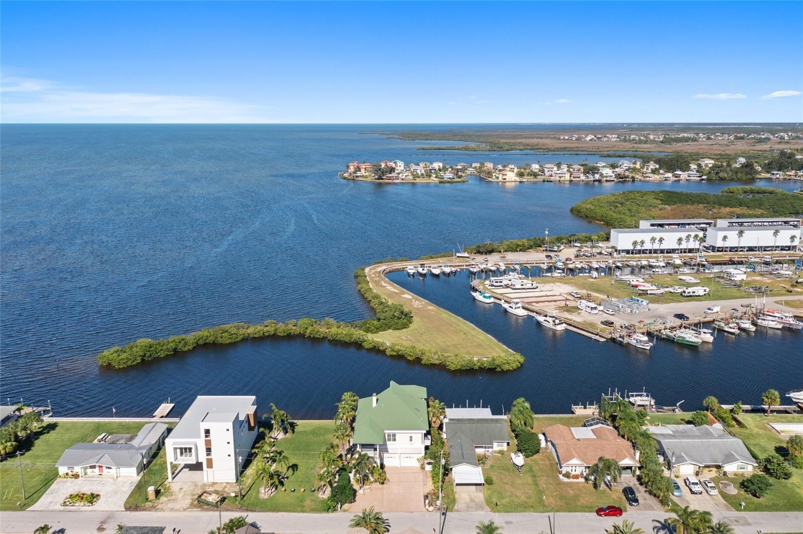 HUDSON BEACH ESTATES - Land