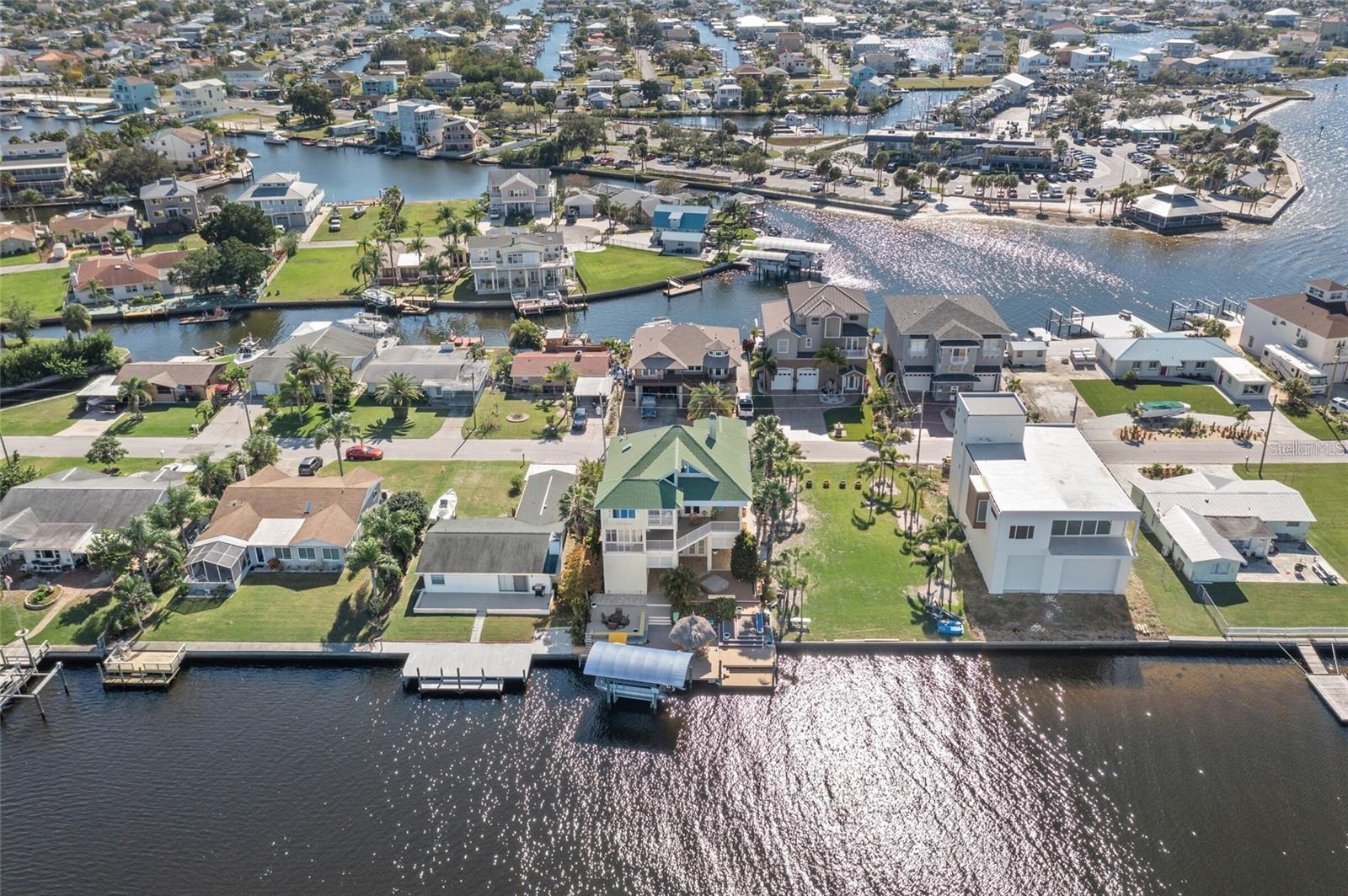 HUDSON BEACH ESTATES - Land